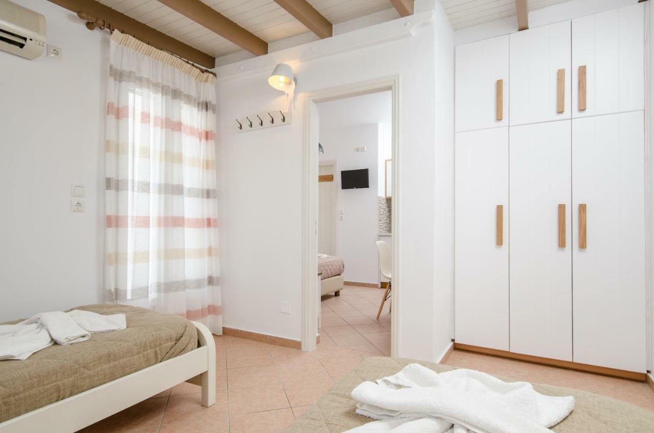 安东尼公寓 Naxos City 外观 照片